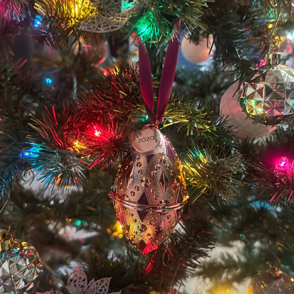Pandora Winter 2020 Ornament